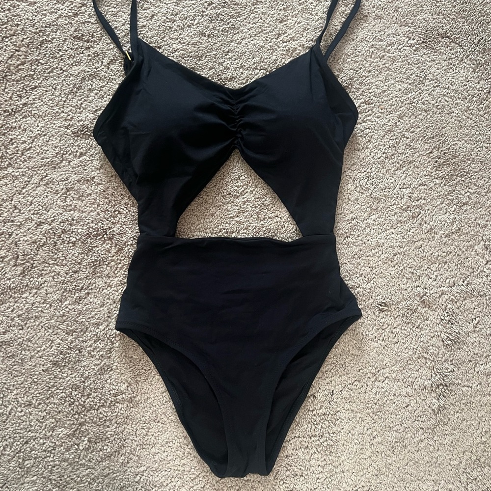 Stylish Black  One Piece Cut Out Swimsuit - Greek Designer